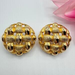 Vintage Basketweave Stud Earrings Gold Tone Chunky Big Heavy 80s Runway Chic